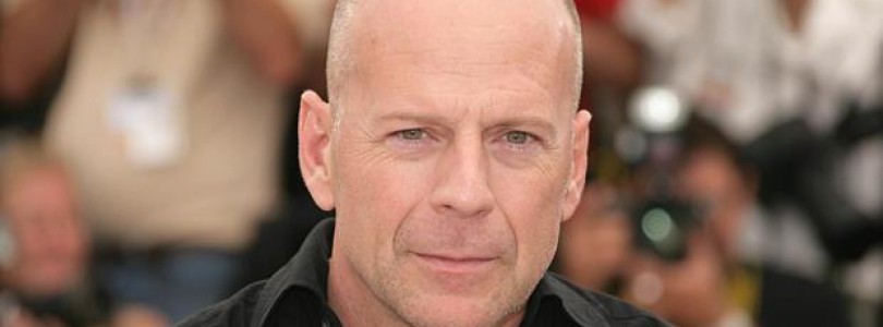 Bruce Willis gaat Apple en iTunes slopen